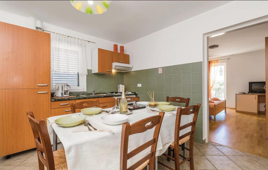 Apartments Franelli เบรอเซส ภายนอก รูปภาพ