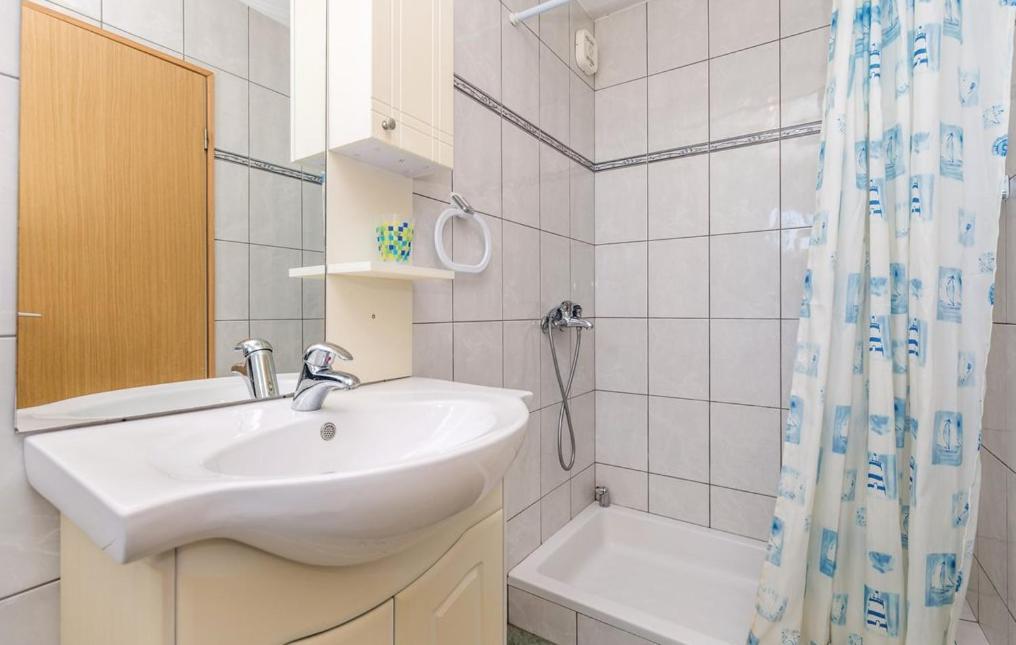 Apartments Franelli เบรอเซส ภายนอก รูปภาพ